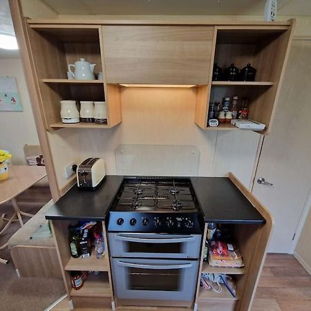 Homely 3 Bed Van @ Weymouth Bay Exterior photo
