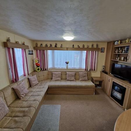 Homely 3 Bed Van @ Weymouth Bay Exterior photo